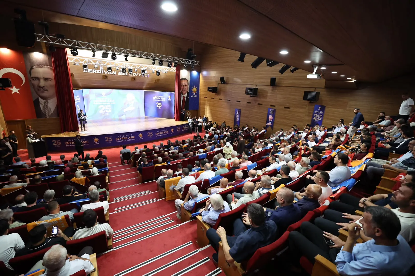 AK Parti Sakarya’da 25. Yılını Kutladı