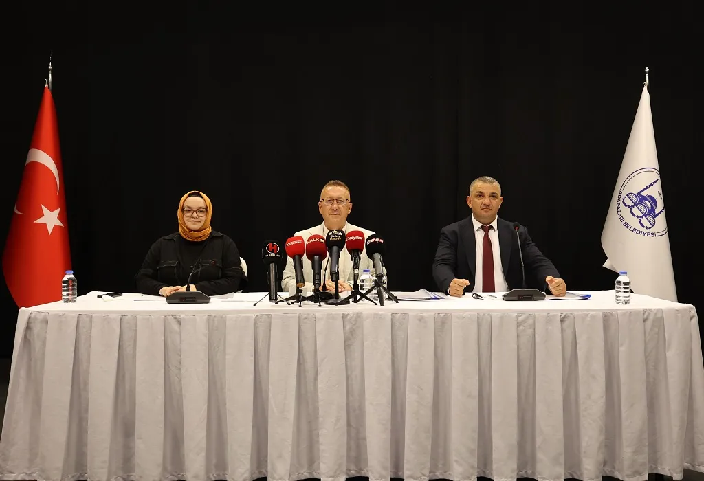 Başkan Işıksu, Ada Sahaf Projesi ile Gençlere Umut Oluyor!