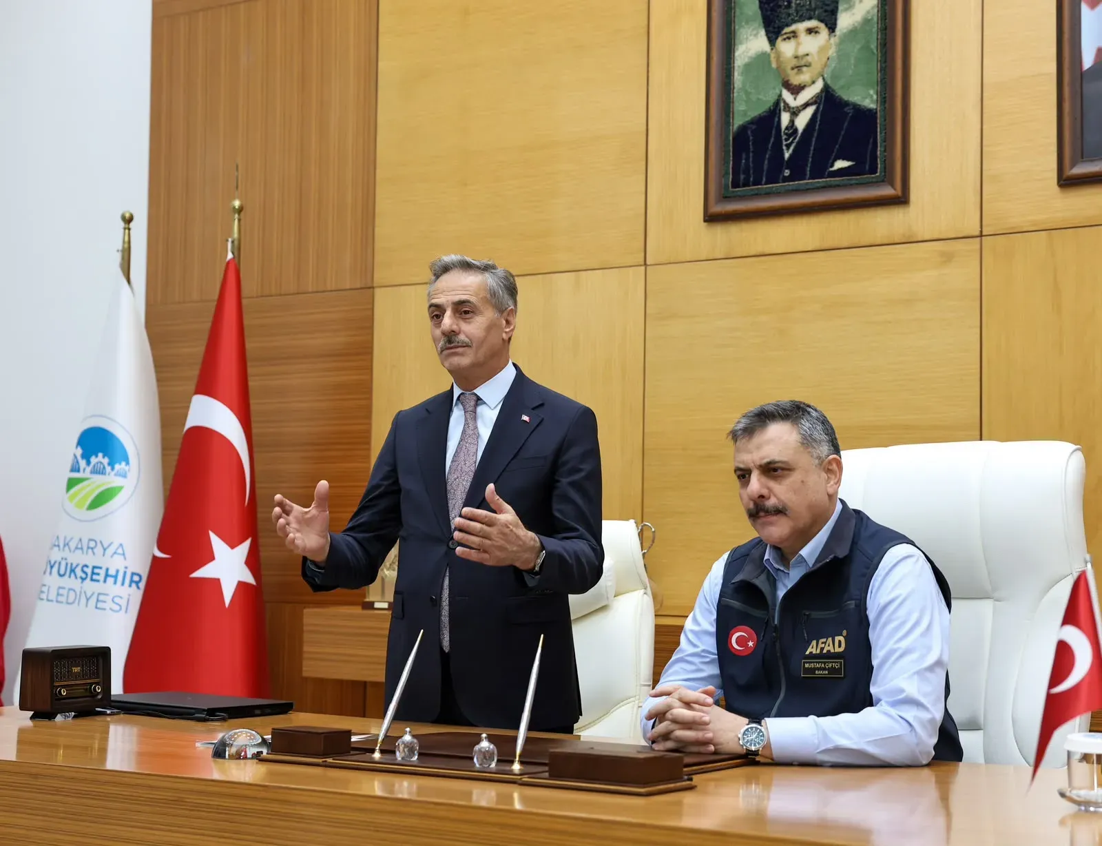 Sakarya'da Yoğun Yağışlar Sonrası Bakan Çiftçi'den Kritik Ziyaret